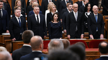 Kezdődik Lőrincz Viktória meghallgatása a vidékfejlesztési bizottságban