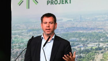 Vitézy Dávid bejelentette, mivel kezdi a munkát