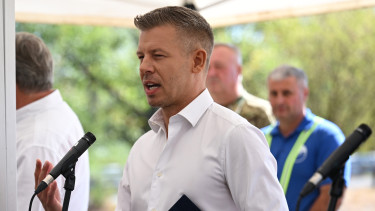 Paksról üzent Magyar Péter: törvényekkel lépnek fel a válsággal szemben