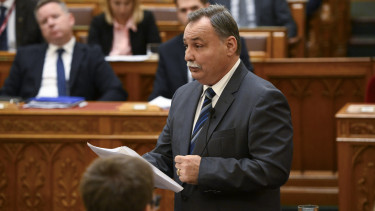 Elérte a kritikus pontot a hőség Magyarországon: megszólalt a miniszter a korlátozásokról