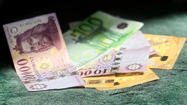 A forint máris letörte a 390-es szintet, de meddig tarthat a lendület?