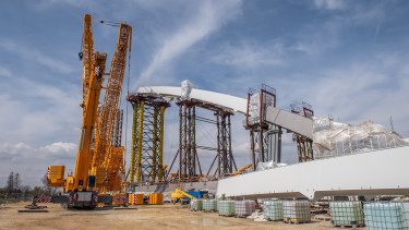 A választások előtt lépett a kormány: elképesztő, mire fizetnek ki 76 milliárd forintot a méregdrága gigaprojektben