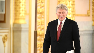 Putyin jobbkeze szerint valójában Európa „féktelen militarizmusa” a háború lezárásának legfőbb akadálya