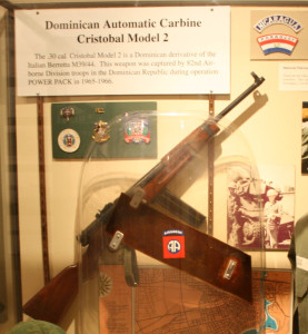 Dominican_Automatic_Carbine_(10469804926)_(cropped)
