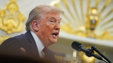 Trump kimondta a szót, amitől eddig ódzkodott – Ezt aligha fogja zsebre tenni Putyin