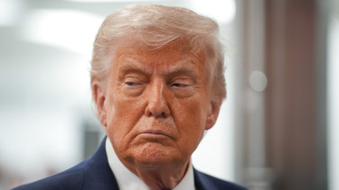 Trump megfenyegette a NATO-t, Kínának is üzent