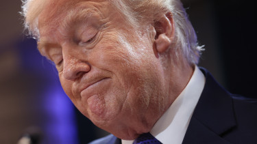Nagyot bukott Trump médiacége a kriptók esésén