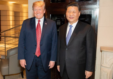Donald_Trump_and_Xi_Jinping_meets_at_2018_G20_Summit (1)