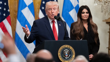 Súlyos botrány robbant Trump körül: nem elég a korrupciógyanú, puccsal fenyegethette a nagykövet az európai országot