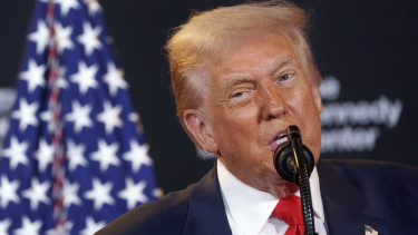 Váratlan fordulat a gyógyszerpiacon: Trump vámtervei hetekkel tolódtak ki