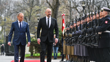 Tusk: most dőlhet el a háború, Európa sorsa forog kockán