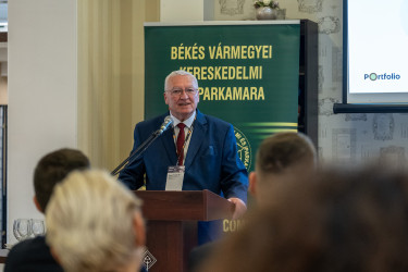 Dr. Orosz Tivadar, Békés Vármegyei Kereskedelmi és Iparkamara elnöke, a CONTROLINVEST Kft. ügyvezető igazgatója