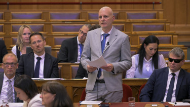 Tanács Zoltán fontos könnyítést jelentett be a vállalkozásoknak