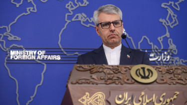 Irán hallani sem akar tűzszünetről: az ország feldarabolásával vádolják Trumpot, csak hogy rátegye a kezét az olajra