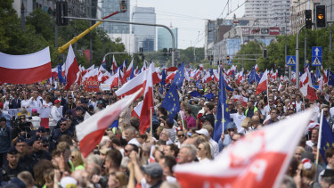 Elhagyhatja az EU-t az egyik legerősebb NATO-tagállam? – Elfajult a vita, több tíz milliárd euró sorsa forog kockán