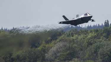 Brutális erősítést kapott a NATO keleti szárnya: megérkeztek az első F-35-ösök Lengyelországba