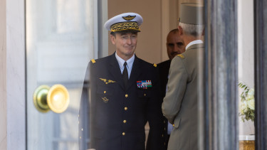 Se szó, se beszéd támadást indított Donald Trump: európai tábornok szállt bele Washingtonba