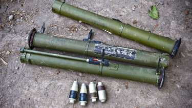 Kárpátalján razziázott az ukrán SZBU - Munkácson és Ungváron foglaltak le fegyvereket