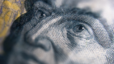 Falnak ment a forint - Még mindig öngyilkosság a gyengülésére fogadni?