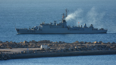 Lépett az európai atomhatalom: megindulnak a hadihajók a Közel-Kelet felé