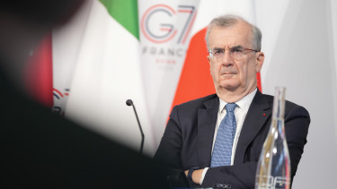 Váratlanul lemondott François Villeroy de Galhau