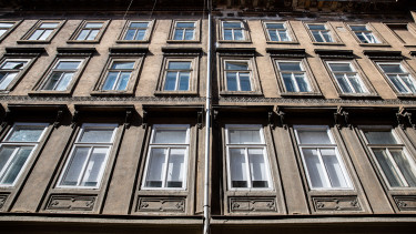 Megpihent áprilisban a lakáspiac, és ez még csak a kezdet