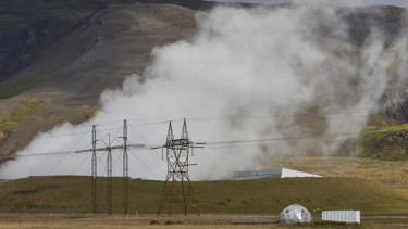Új részletek derültek ki a készülő energiastratégiáról: kiemelten érdeklődik egy energiaforrás iránt a kormány