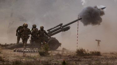 Háborús készülődés lenne? - Nyugdíjkorhatárig emelné a tartalékos szolgálatot a NATO-tagállam