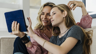 Koszt és kvártély a felnőtt gyerekednek? A szakértők szerint ezt a dolgot azonnal tisztázni kell, mielőtt nagy baj lesz