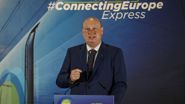 Korrupciós ügybe bukott bele az Európai Bizottság nagykutyája