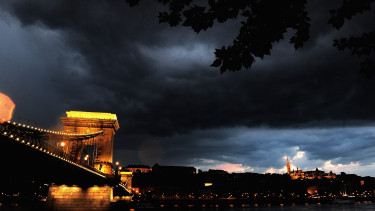 Növekedés lenullázva? − Így zilálja szét a magyar kilátásokat az iráni konfliktus