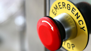 Vészleállás: hirtelen egy egész országban elment az áram