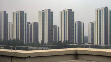 Három éve tart a válság: borzalmas mélypontra jutott a lakáspiac a világ második legnagyobb gazdaságában