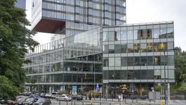 Megindult a tőke Magyarországra: 2018 óta nem látott pénz ömlött ingatlanokba