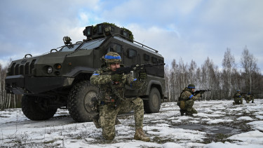 Súlyos csapás érhette az ukránok sztárfegyverét, történelmi hosszúságúvá nyúltak a harcok - Háborús híreink kedden