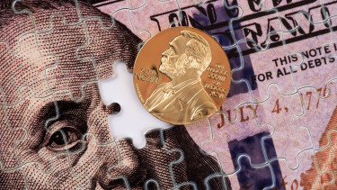 GettyImages-2189796584-befektetés-emlékérme-érme-font-gazdaság-kitüntetés-nobel-pénz-történelem