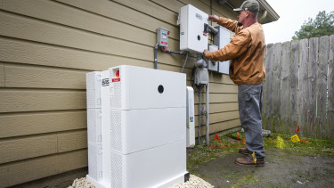 Otthoni energiatároló pályázat: fontos figyelmeztetés érkezett, ezért ne a legolcsóbb ajánlatot válasszuk!