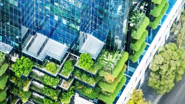 Kiderült, miért hajlandóak hatalmas felárat fizetni az ingatlanokért a vevők és a bérlők Európában és itthon