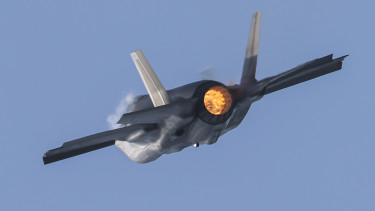 Kilőhették az Egyesült Államok csúcsfegyverét, Donald Trump kíméletlen pusztítást ígér - Híreink az iráni háborúról pénteken