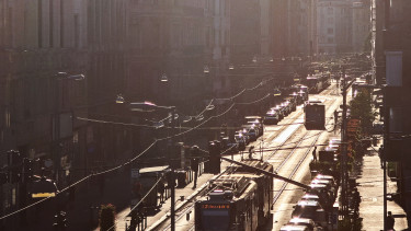 Különös dolgok bukkannak fel a magyar főváros elhagyatott üzleteiben - Mutatjuk, mik lepik el a kirakatokat a következő hetekben