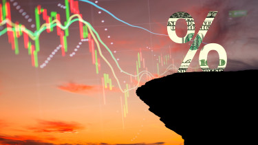 Kiveszi Trump kezéből az irányítást az iráni háború, szép csendben a szakadék szélére ért a világgazdaság