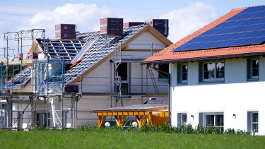 Csendben csökken a magyar otthonok szén-dioxid kibocsátása: mutatjuk, mi ennek az oka