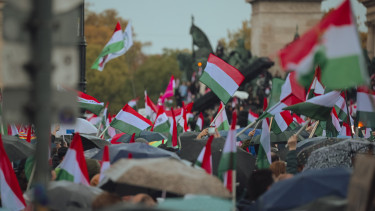 Régóta erről suttogott mindenki: nehéz mással magyarázni a forint száguldását