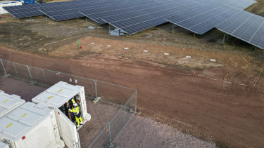 „Tizenöt percenként mást kell tudni gondolni” – szakértők az energiatárolói beruházások legégetőbb kérdéseiről
