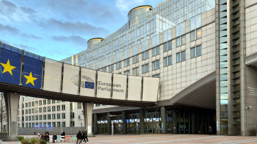 Lakhatási apokalipszis: az Európai Parlament szerint a megélhetésünk a tét