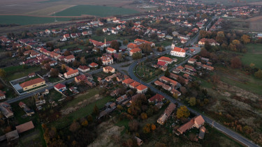 Most érdemes telket venni – egyelőre nem ugrottak meg az árak, de ez nem lesz mindig így