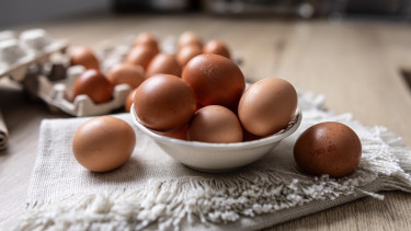 Ugrottak egyet a tojásárak - Mi számít most olcsónak?