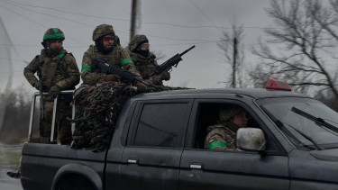 Páros lábbal ugrott neki Moszkvának Trump, összeült a válságstáb a Barátság kőolajvezeték miatt - Híreink az orosz-ukrán háborúról pénteken 