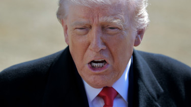 Bombasztikus ötletet dobott be a miniszter: el kell tanulnunk a pimasz trükköt Donald Trumptól