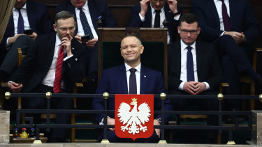Nem kérnek Brüsszel védelmi hiteléből - inkább saját zsebből fegyverkezne a lengyel elnök